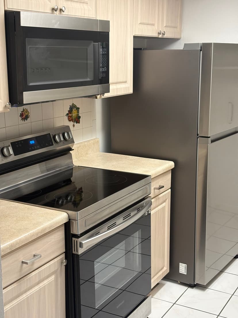2BR/2BA Condo - Peppertree Condo - Image 4