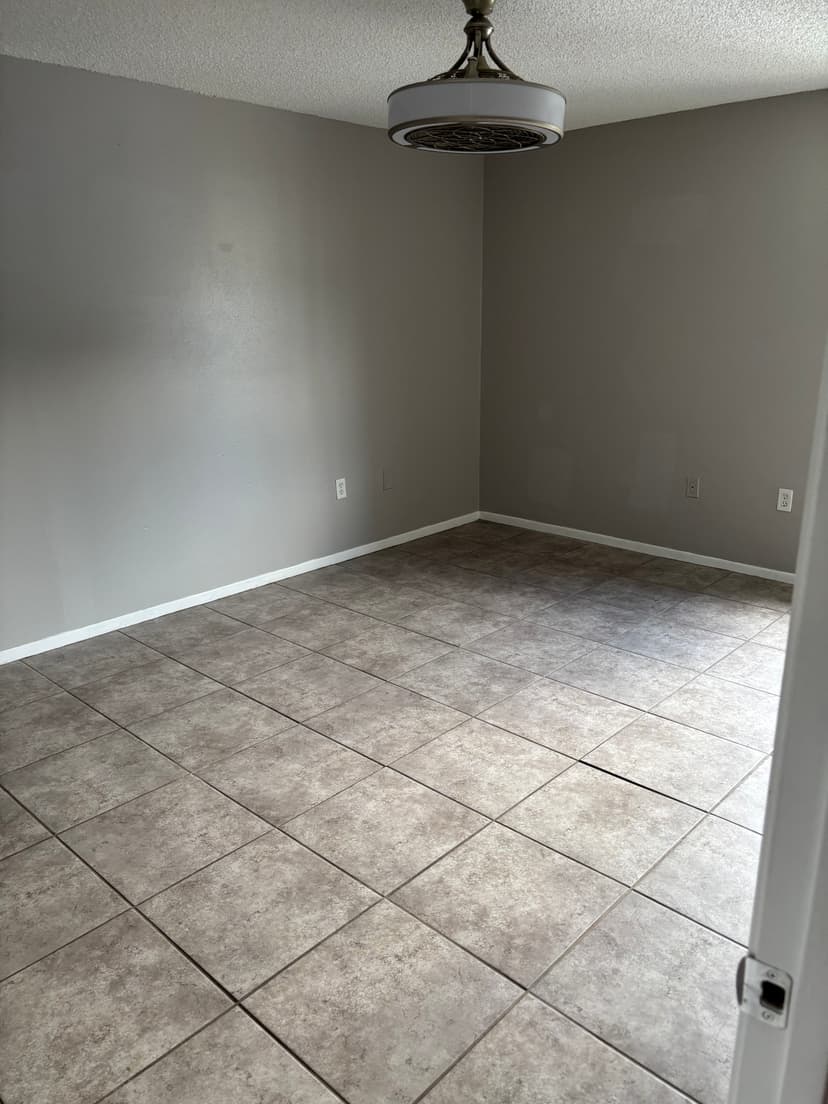 2BR/2BA Condo - Peppertree Condo - Image 8